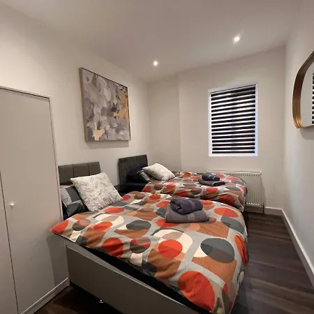 Ferienwohnung Star London Finchley Road 3-Bed Escape With Garden Exterior foto